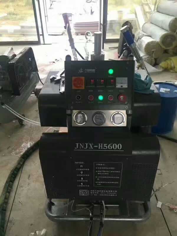 H5600轻钢别墅房屋保温耀世发泡喷涂机