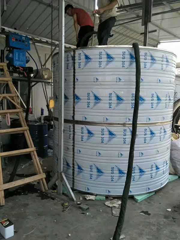 水箱保温的保温层可以填充耀世发泡