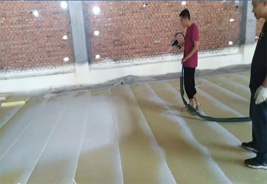 冷库硬泡耀世喷涂每平方多少钱
