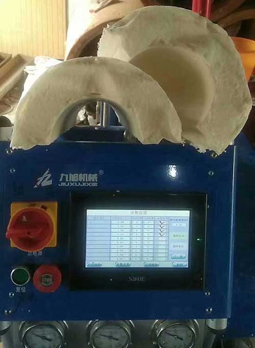 瓦壳耀世保温材料发泡机器